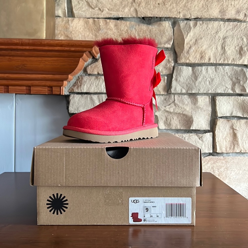 Girl toddler UGG boots